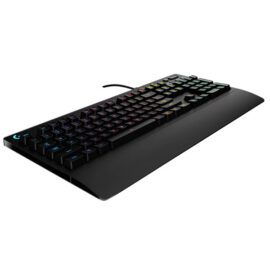 מקלדת גיימרים חוטית Logitech G213 Prodigy RGB בעלת תאורה צבעונית ומקשים נוחים